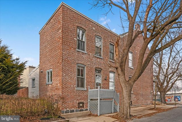 240 LAUREL ST, Lancaster, PA 17603