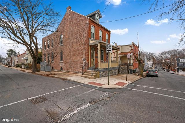 240 LAUREL ST, Lancaster, PA 17603