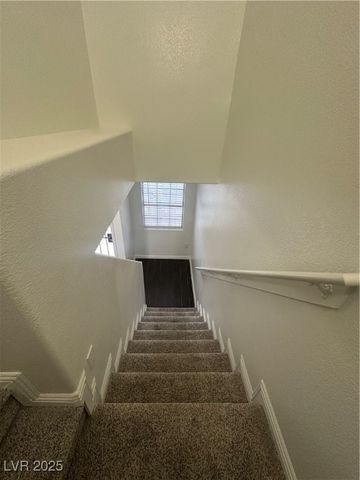 1956 Vista Malaga Street 102, Las Vegas, NV 89106