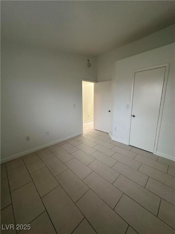 1956 Vista Malaga Street 102, Las Vegas, NV 89106