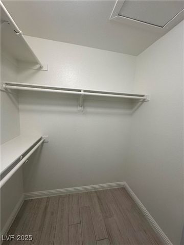 1956 Vista Malaga Street 102, Las Vegas, NV 89106