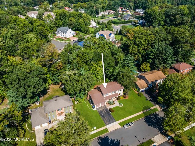 6 Mt Court, East Brunswick, NJ 08816