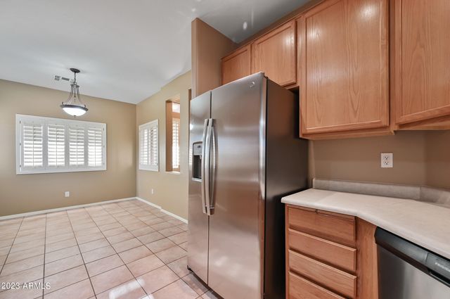 939 S Roanoke Street, Gilbert, AZ 85296