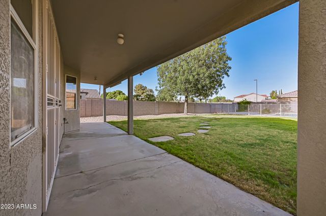 939 S Roanoke Street, Gilbert, AZ 85296