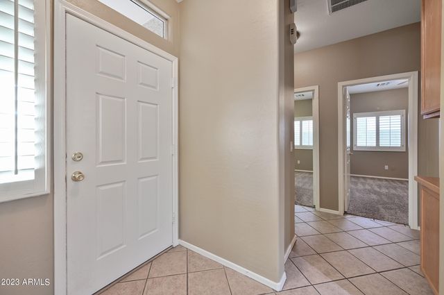 939 S Roanoke Street, Gilbert, AZ 85296