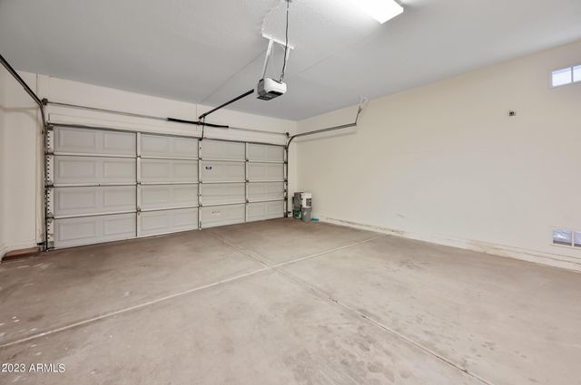 939 S Roanoke Street, Gilbert, AZ 85296