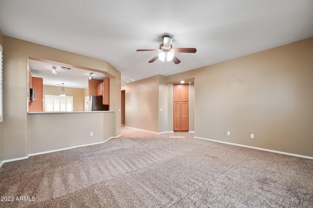 939 S Roanoke Street, Gilbert, AZ 85296