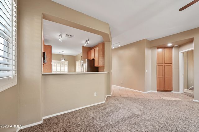 939 S Roanoke Street, Gilbert, AZ 85296