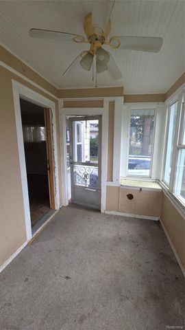 1426 Lincoln Avenue, Flint, MI 48507
