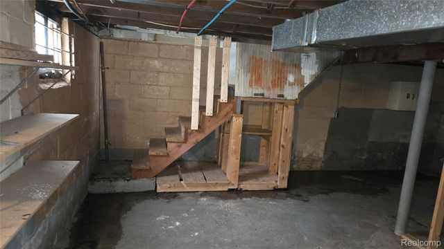 1426 Lincoln Avenue, Flint, MI 48507