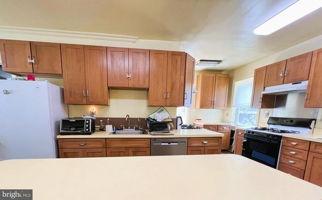 3817 MENLO DR, Baltimore, MD 21215