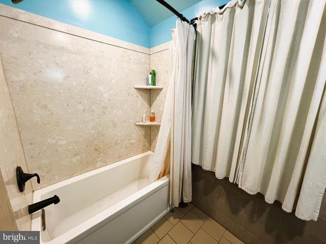 3817 MENLO DR, Baltimore, MD 21215