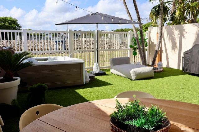 134 Harbor Circle, Delray Beach, FL 33483