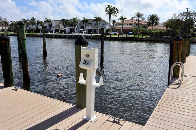 134 Harbor Circle, Delray Beach, FL 33483