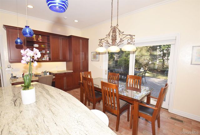 35 Meadow Woods Road, Great Neck, NY 11020