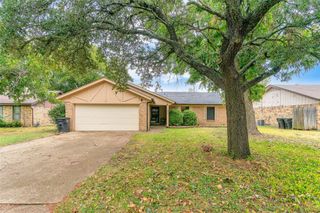 1602 Spring Branch Drive, Cleburne, TX 76033
