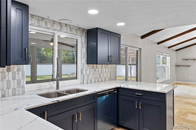 260 SE 16th Terrace, Crystal River, FL 34429