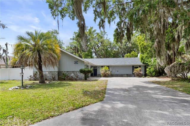 260 SE 16th Terrace, Crystal River, FL 34429