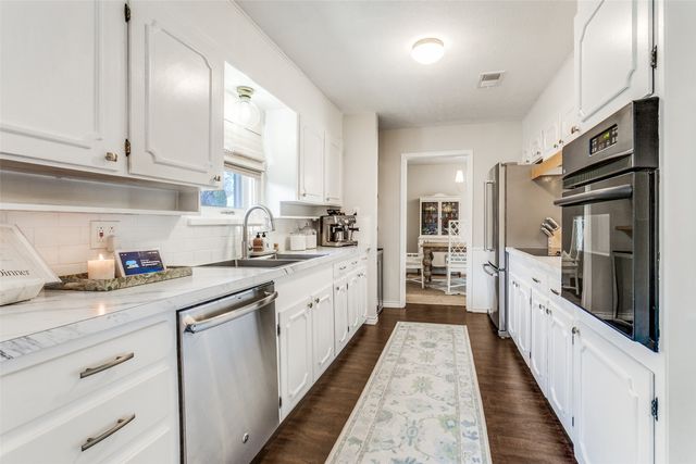 1524 Northcrest Drive, Plano, TX 75075