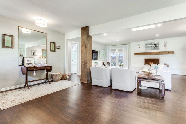 1524 Northcrest Drive, Plano, TX 75075