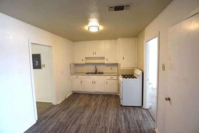 3606 Tanner Dr, Midland, TX 79703