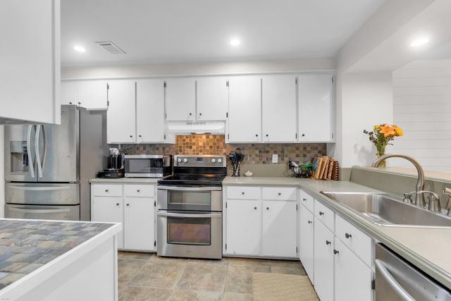 1162 Shadow Lake Circle Unit 44, Mount Pleasant, SC 29464