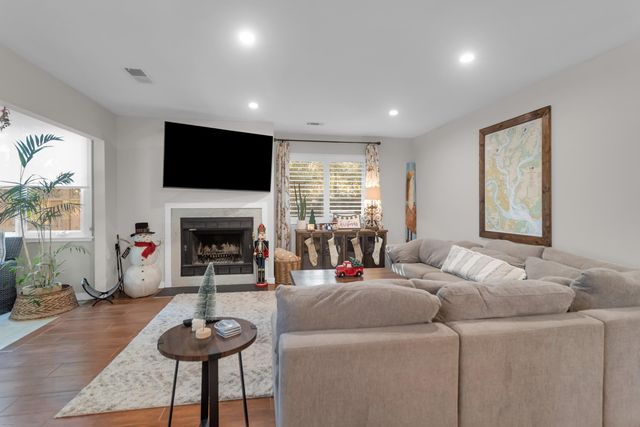 1162 Shadow Lake Circle Unit 44, Mount Pleasant, SC 29464