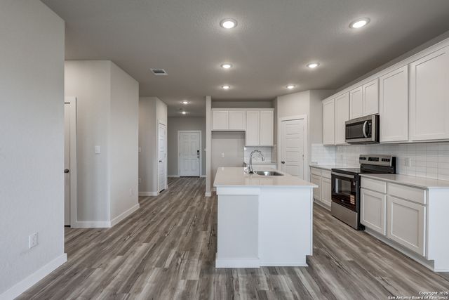 7840 COFFEE MILL, San Antonio, TX 78252