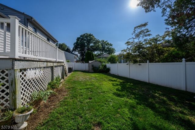 718 Midvale Pl, Linden City, NJ 07036