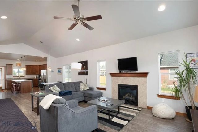 1290 Manzanita Drive, Bozeman, MT 59715