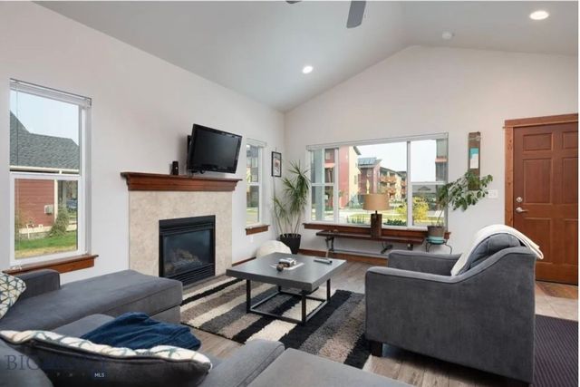 1290 Manzanita Drive, Bozeman, MT 59715