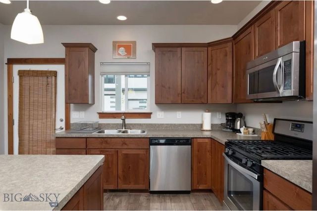 1290 Manzanita Drive, Bozeman, MT 59715
