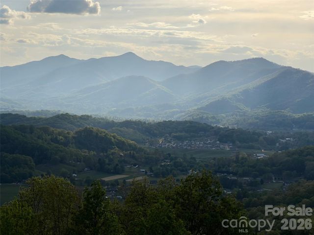 600 Brandywine Road Unit 2, Waynesville, NC 28786