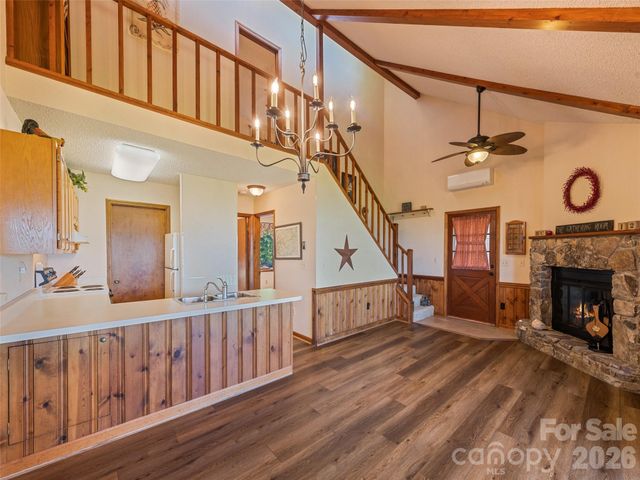 600 Brandywine Road Unit 2, Waynesville, NC 28786