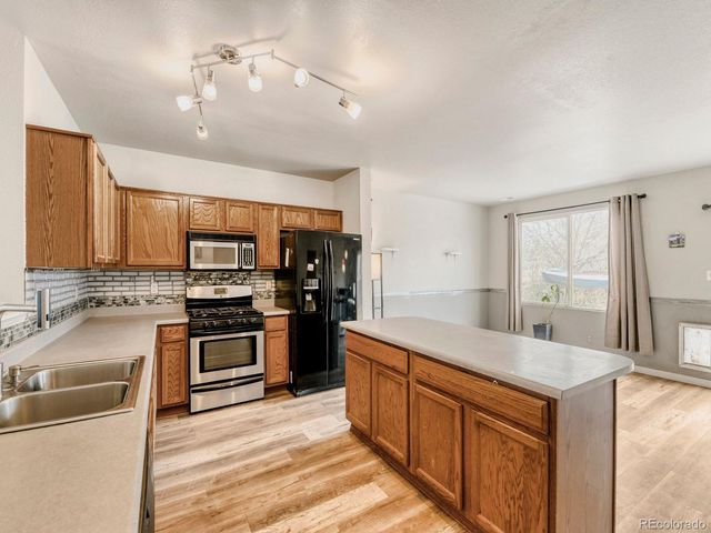 6151 Shamrock Circle, Frederick, CO 80530