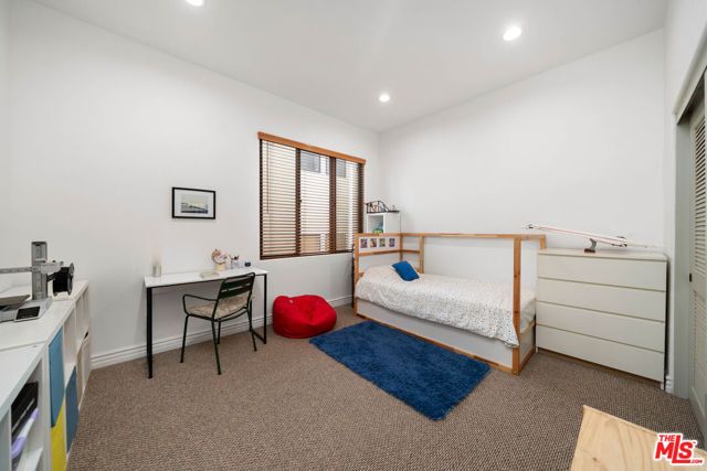 10913 Whipple Street 205, Toluca Lake (los Angeles), CA 91602