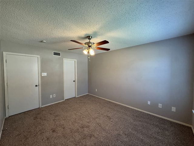 10746 Kendall Square Drive, Dallas, TX 75217
