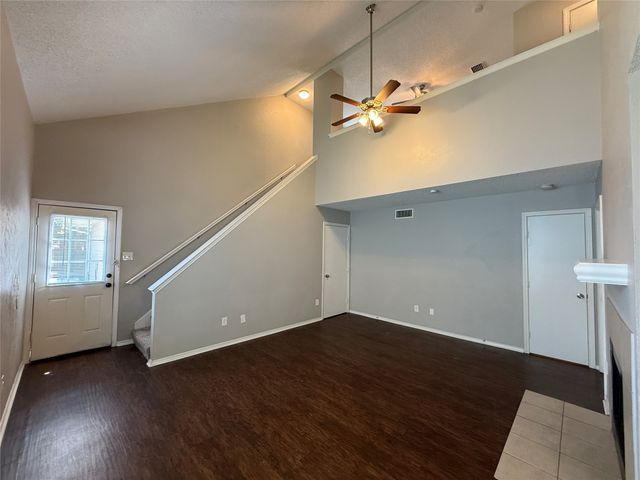 10746 Kendall Square Drive, Dallas, TX 75217