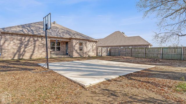 105 Cameron Avenue, Brookland, AR 72417