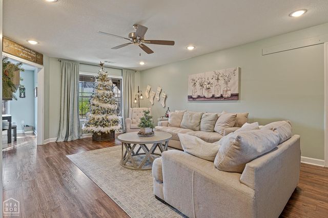 105 Cameron Avenue, Brookland, AR 72417