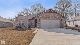 105 Cameron Avenue, Brookland, AR 72417