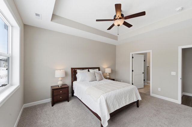 1423 Victory Lane NE, Isanti, MN 55040