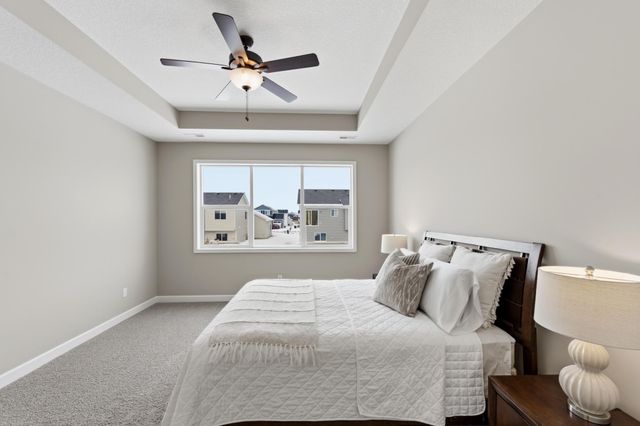 1423 Victory Lane NE, Isanti, MN 55040