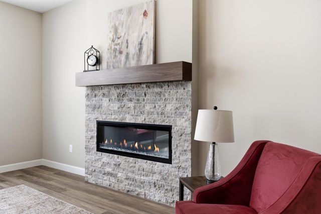 1423 Victory Lane NE, Isanti, MN 55040