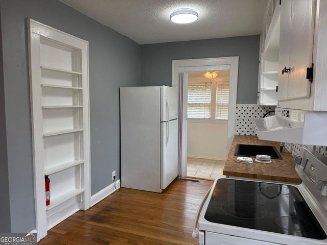 1854 Virginia Avenue 2, College Park, GA 30337