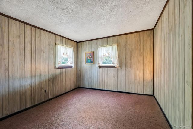 88 Pinewood Drive, Shirley, NY 11967