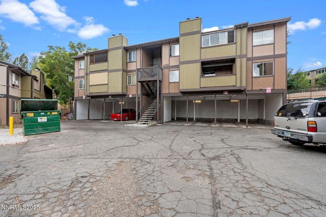 2085 Highview Court 2, Reno, NV 89512