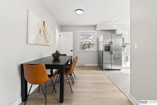 5610 Seward Street, Omaha, NE 68104