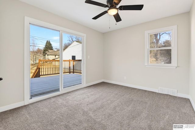 5610 Seward Street, Omaha, NE 68104