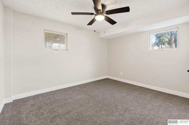 5610 Seward Street, Omaha, NE 68104